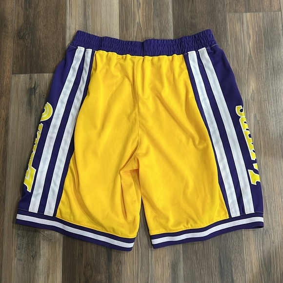 Lakers basketball shorts - Picture 4 of 5